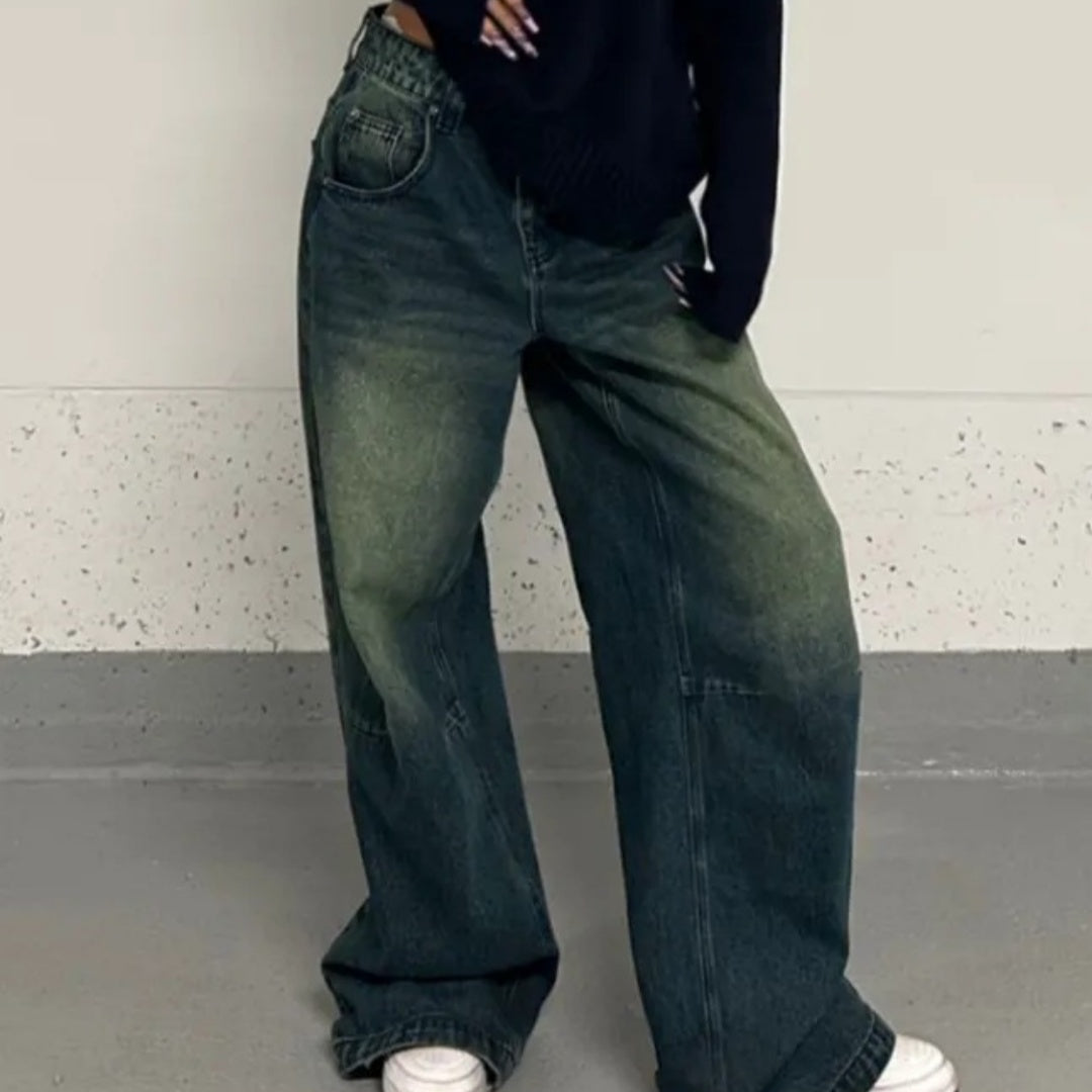 Retro Washed Straight Leg Jeans - Plus Size