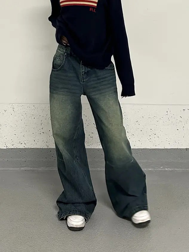 Retro Washed Straight Leg Jeans - Plus Size