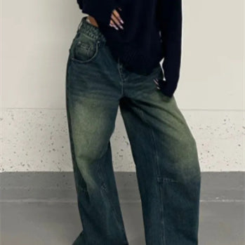 Retro Washed Straight Leg Jeans - Plus Size