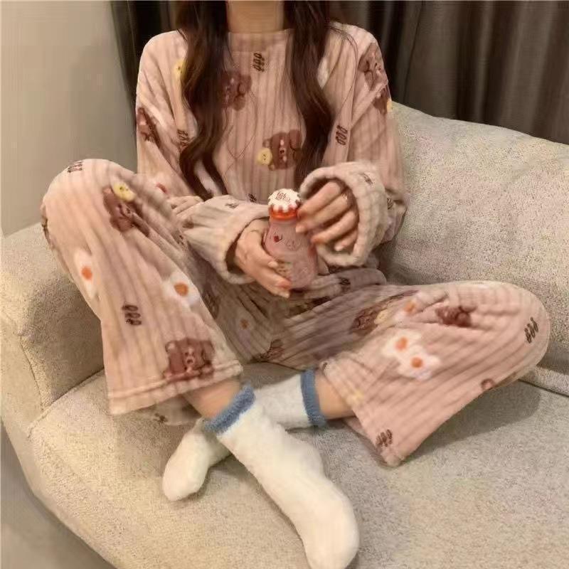 Cute Coral Fleece Loungewear Set - Cartoon Style